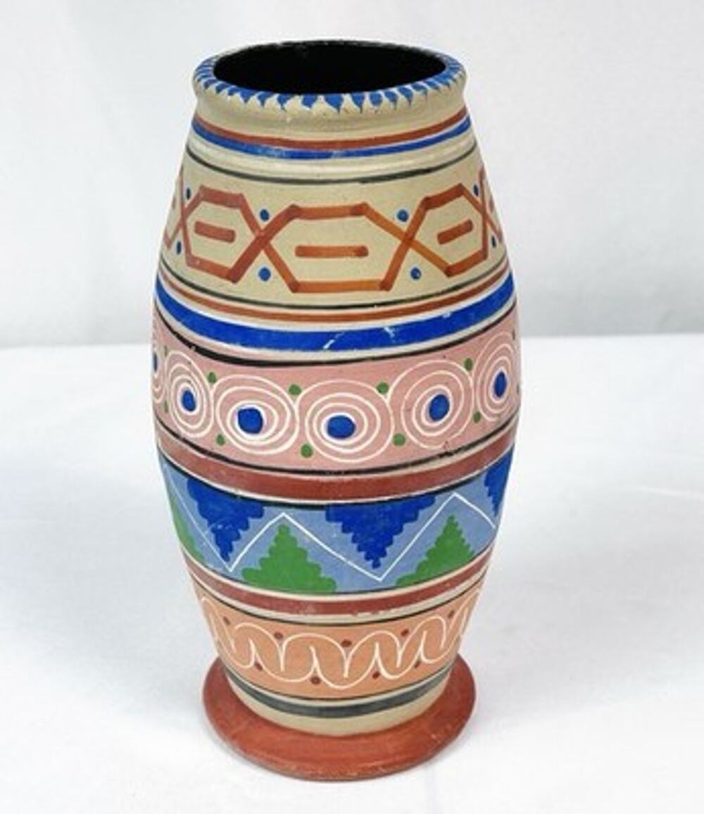 Vtg Tlaquepaque Mexican Folk Art Pottery vase 9" Matte Opaque Ware 1940s Aztec